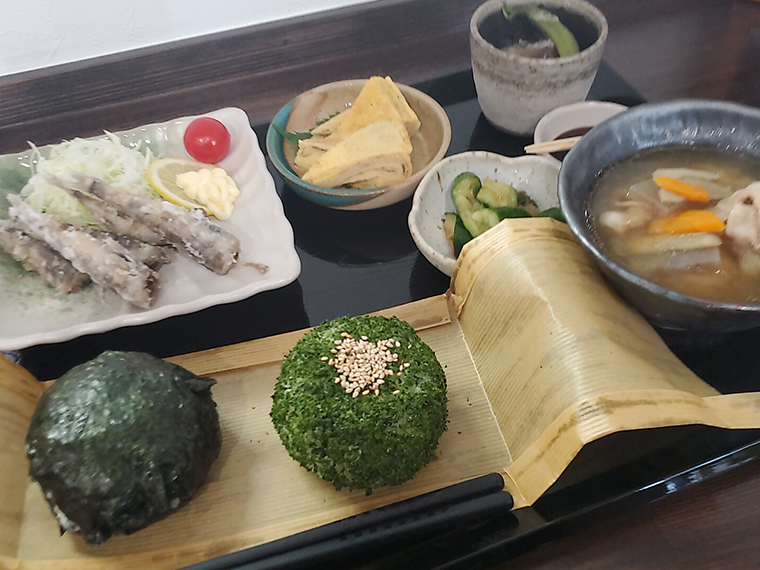 前回いただいた「たなごころ定食」。初訪問でこの定食が出てきたら、即再訪決定です