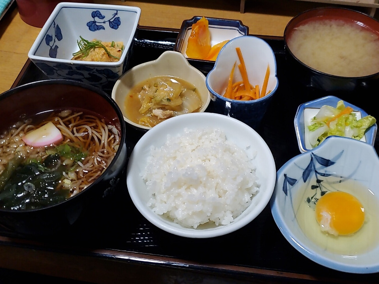「そば定食」温かいかけそばバージョン