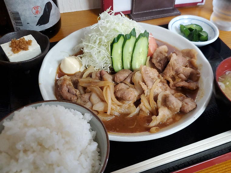 ウェービーな豚バラがそそる「焼肉定食」（1,000円）