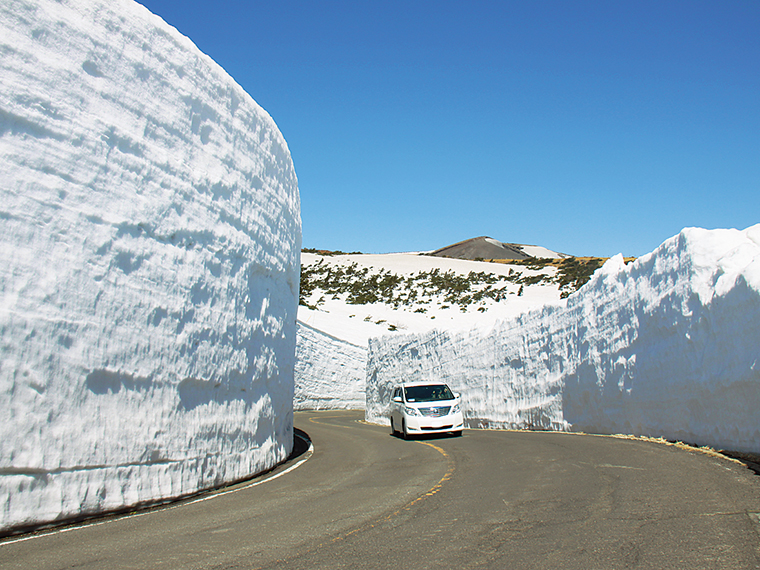 “雪の回廊”でおなじみの『蔵王エコーライン』