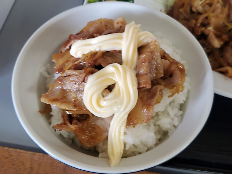 すずやさんの「す」を「ス」マートに