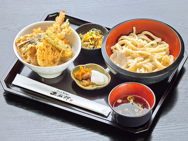 「正伍郎ランチセット」(1,100円)。月から土曜日の昼に提供。温かいうどんも選べる