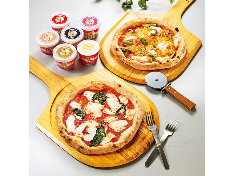 「米粉ピザとジェラートのセット」（6,360円）【米Pizza TT Brothers（ティーティーブラザーズ）［福島市］】