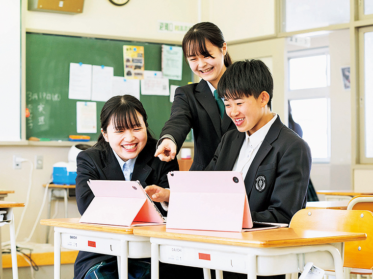 「Google GEMINI(生成AI)」や「Inspire High」の導入で、より幅広い学びを提供している