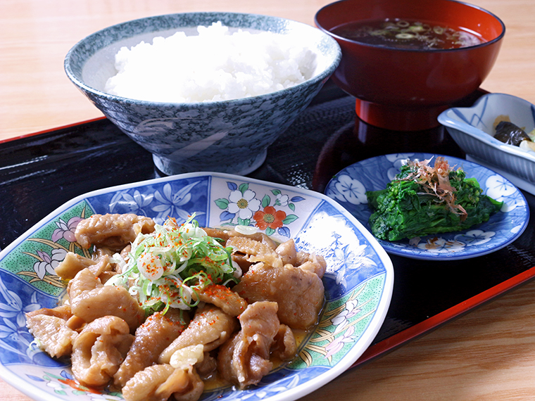 「会津地鶏鳥モツ定食」(1,200円)