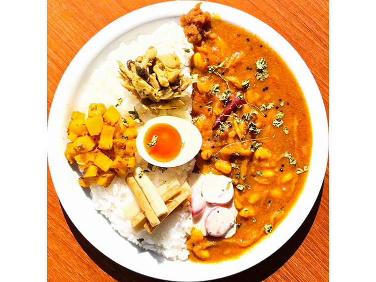 オーガニックスパイス使ったカレー