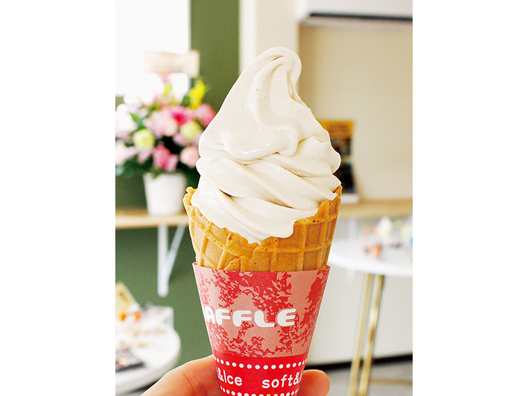 「アイヅピーナツソフトクリーム」(540円)