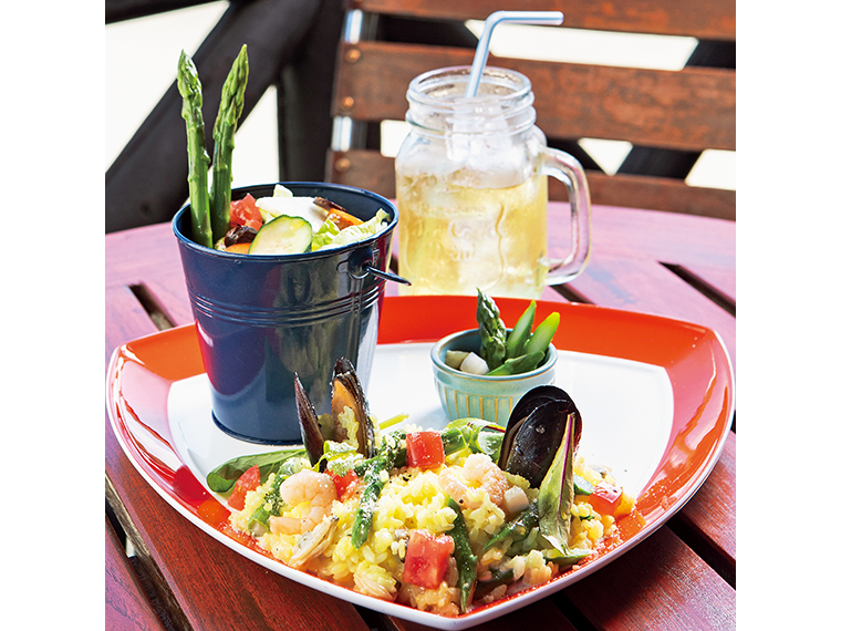 「アスパラガス尽くしランチセット（8月末まで）」（2,200円）【提供】11：00～14：00