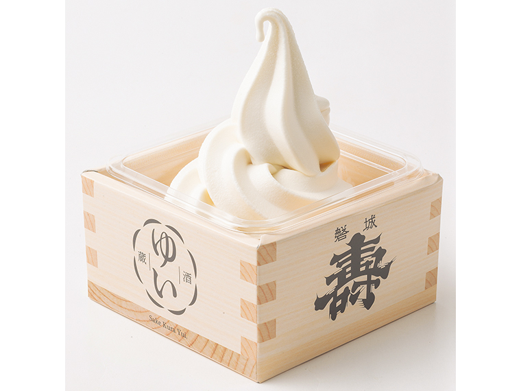 「甘酒ソフト」（421円）