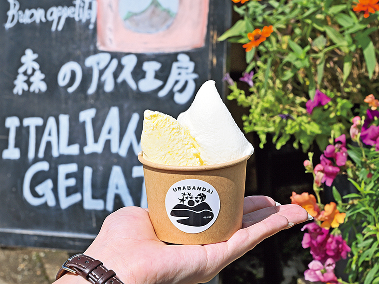 季節限定で登場する、旬の高原とうもろこしを使ったジェラートと定番人気の「山塩ジェラート」