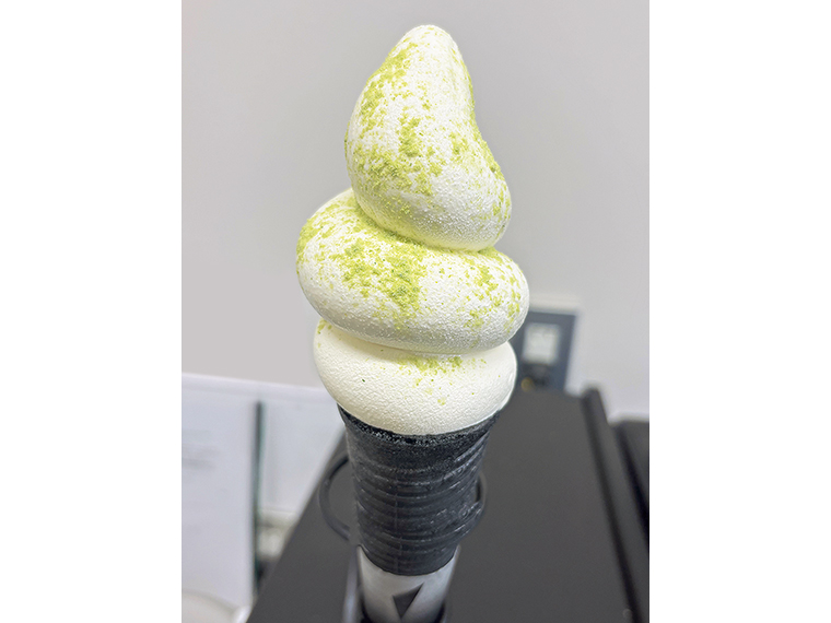 「長ねぎソフトクリーム」（450円）