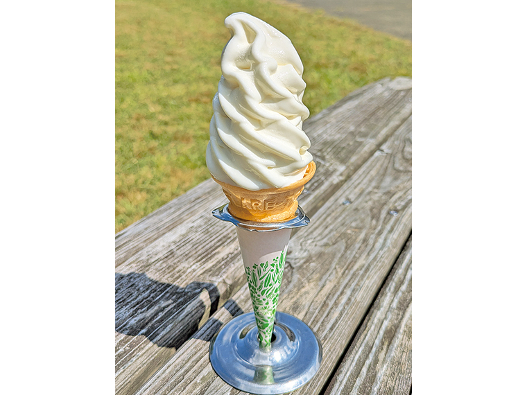 「ソフトクリーム」（400円）