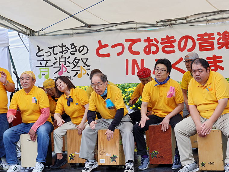 昨年の「とっておきの音楽祭」。17時から福島駅東口駅前広場メインステージでフィナーレを開催