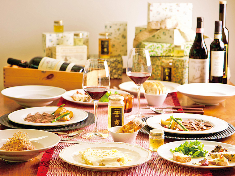 ソムリエ厳選のワインや、はちみつを使用した「セルフケアドリンク」とのペアリング、特製ドルチェも堪能できる