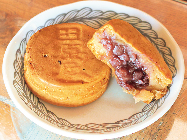「きんつば」（1個150円）※毎年10月上旬から翌5月上旬頃までの期間限定販売
