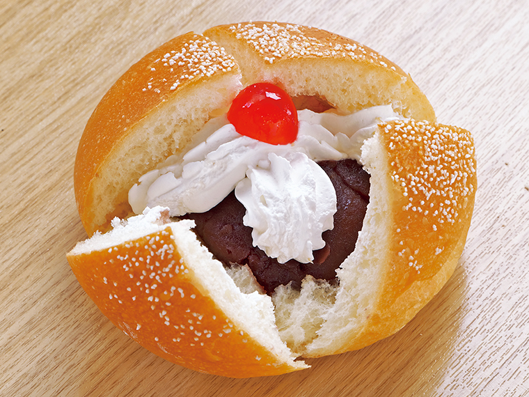 「よつわりパン」（160円）【はらまち製パン】