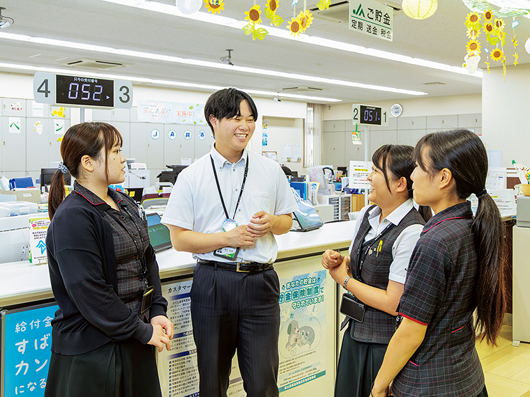 「JAふくしま未来」の鈴木裕哉さん（入組2年目）。「職員の皆さんが優しくて働きやすい環境です」と鈴木さん　