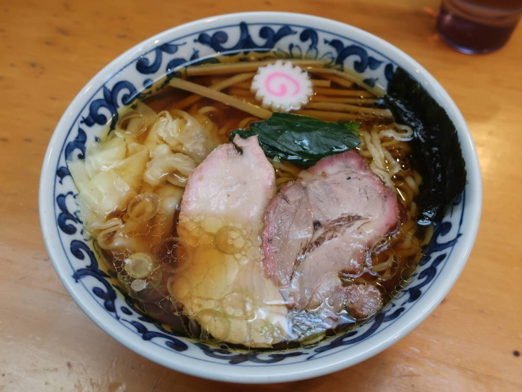 「ワンタン麺」（1,100円）