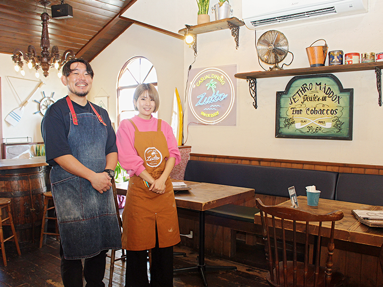 オーナーの影山さんと橋本さん。店名は、地名の「図景」と「ずっとお店が続くように」という願いをかけたのが由来