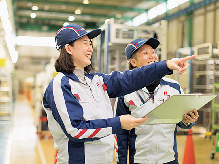 2018年に産休と育休を取得。子どもが3歳になるまで利用できる短時間勤務制度などを活用し、無理なく育児と仕事の両立をはかっている