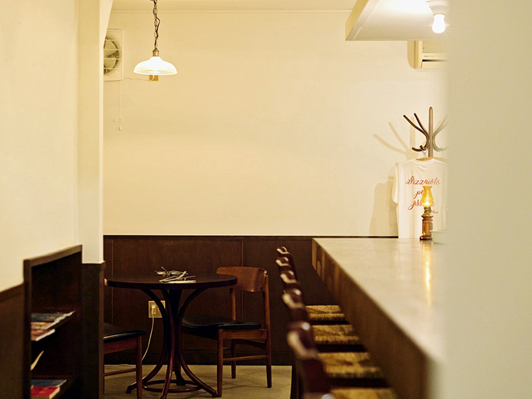 優しい明るさが心地良い。大切な人とゆったり過ごせる空間