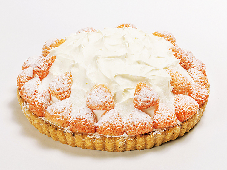 「淡雪ととちあいかのズコット」（24cm・1/10カット1,300円※テイクアウト税込1,404円）※提供は2026年3月1日（日）～14日（土）