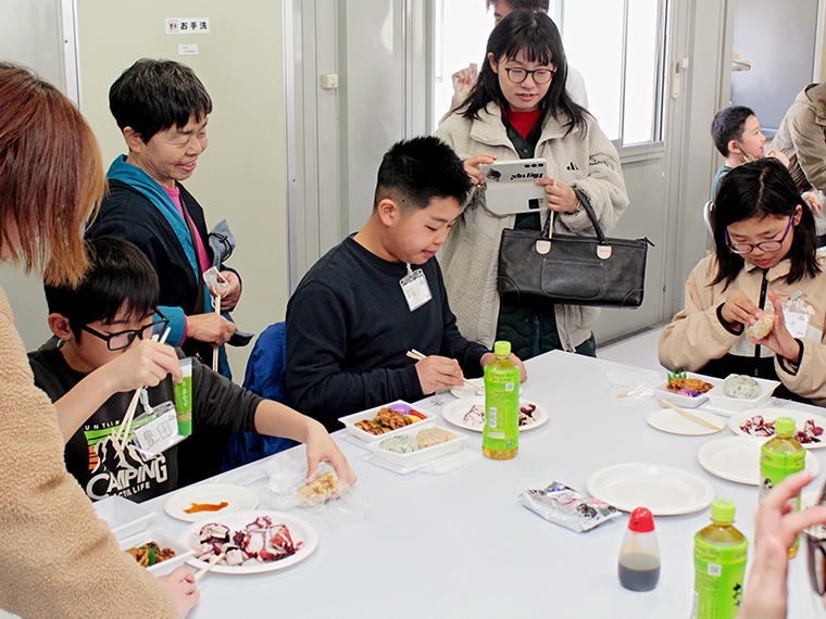 刺身にして実食。笑顔がはじけます
