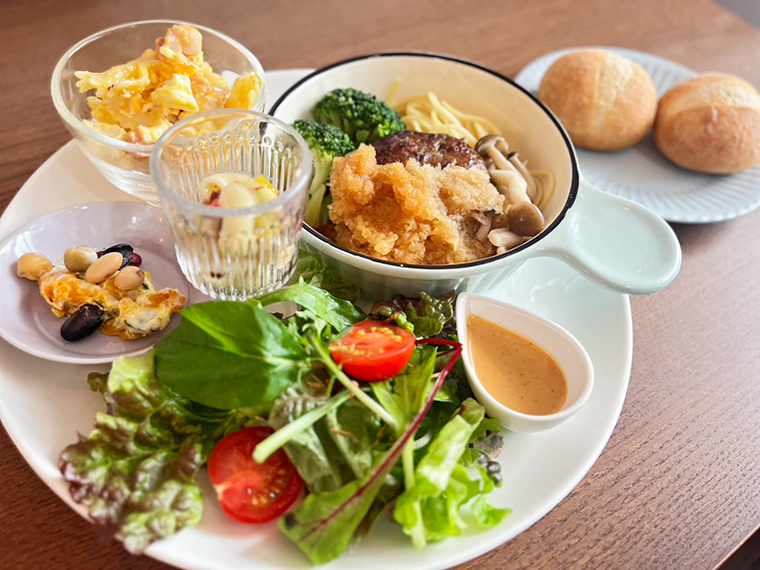 「米沢牛入りハンバーグプレート」（1,800円）