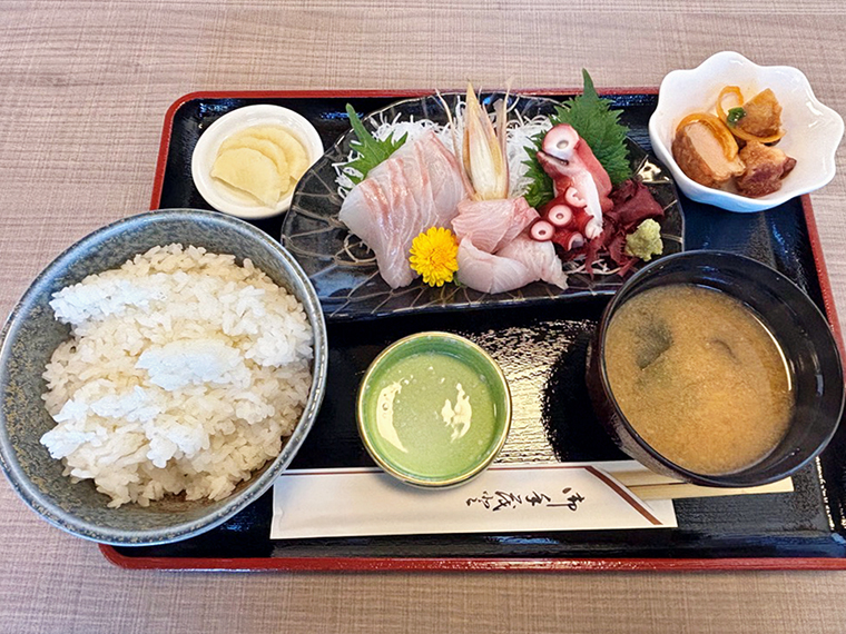 「おすすめ刺身定食」（1,300円）