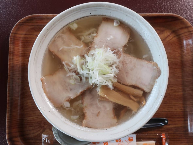 「会津山塩ラーメン」（950円）