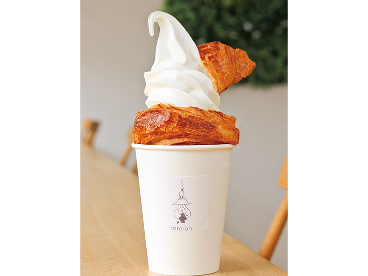 「タロワッサンソフト」（500円）