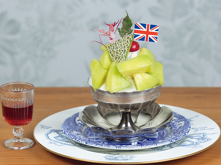 旬のフルーツと紅茶のおいしさを堪能できる「紅茶のかき氷（メレンゲ付き）」（1,500円）※8月末までの期間限定